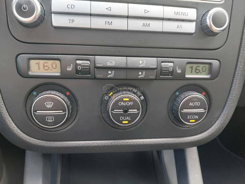 Volkswagen Golf 5 1.6I8V GERMANY