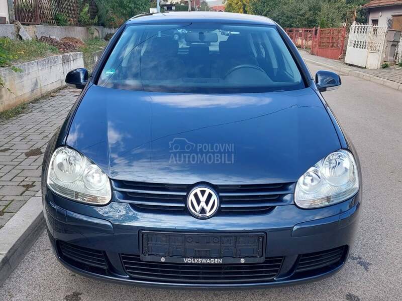 Volkswagen Golf 5 1.6I8V GERMANY