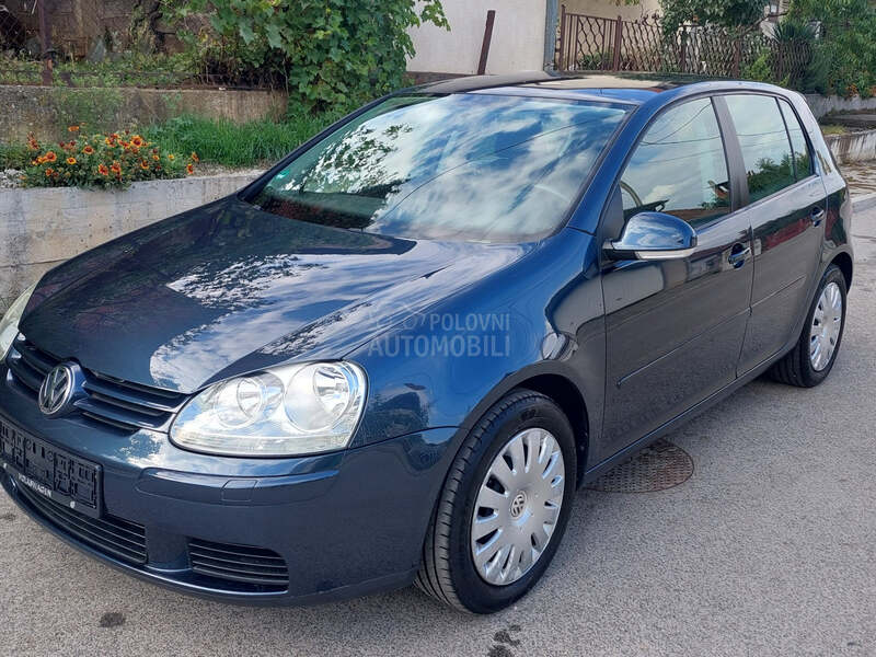Volkswagen Golf 5 1.6I8V GERMANY