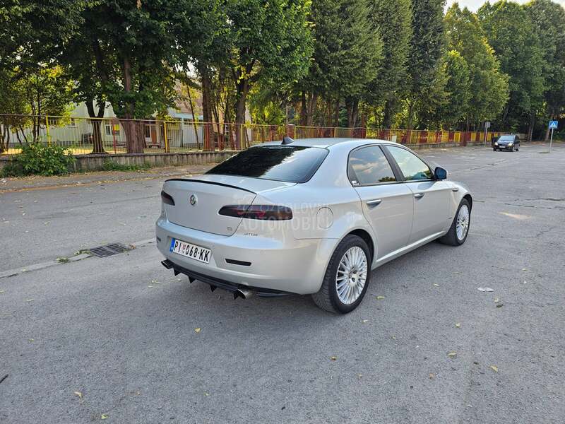 Alfa Romeo 159 1.9 150hp