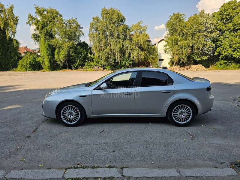Alfa Romeo 159 1.9 150hp