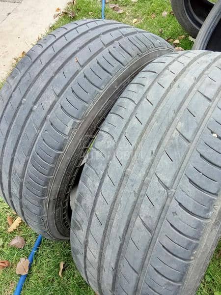 Kumho 255/40 R17 Letnja