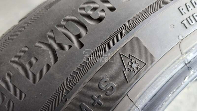 Uniroyal 215/65 R17 Zimska