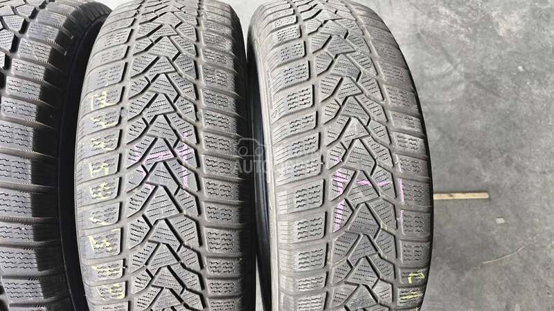 Uniroyal 215/65 R17 Zimska