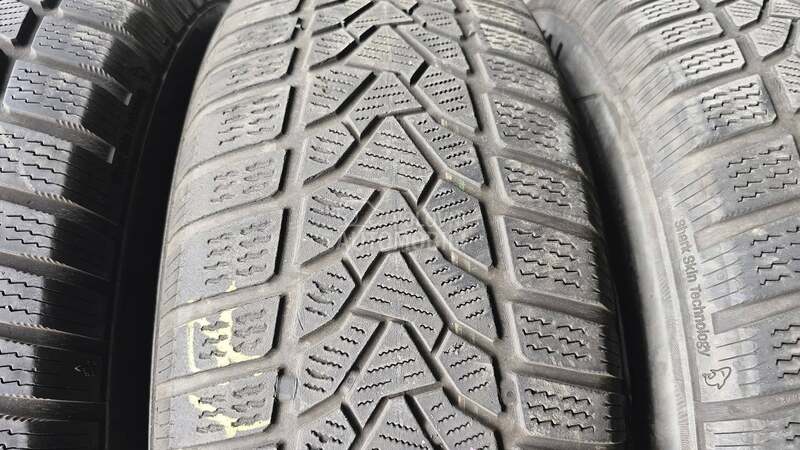 Uniroyal 215/65 R17 Zimska