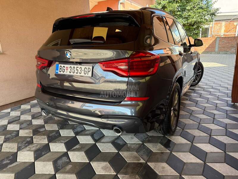 BMW X3 3.0 MILHIBRID M