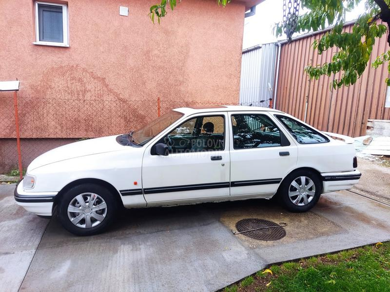 Ford Sierra 2.0i CLX