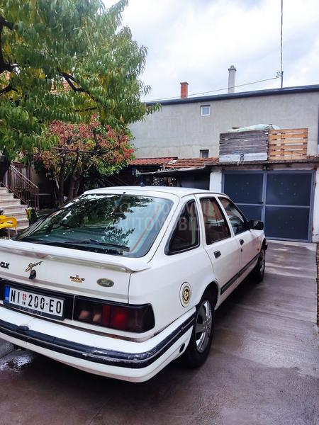 Ford Sierra 2.0i CLX