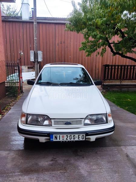 Ford Sierra 2.0i CLX