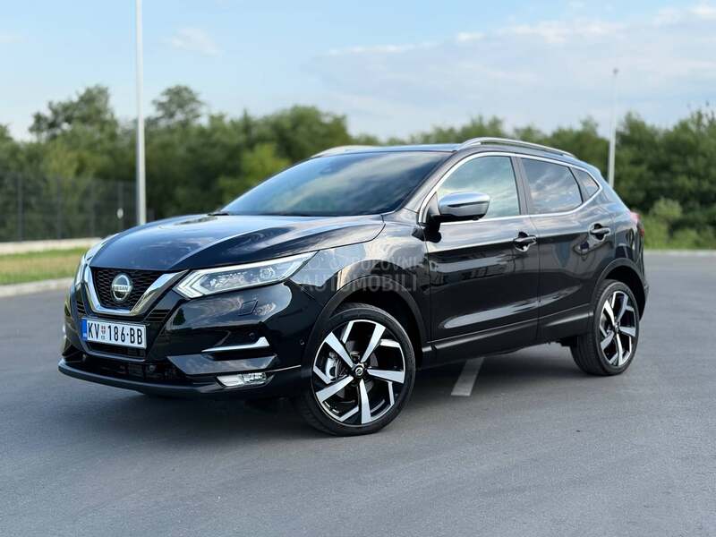 Nissan Qashqai TEKNA/ PANO/ AUTO