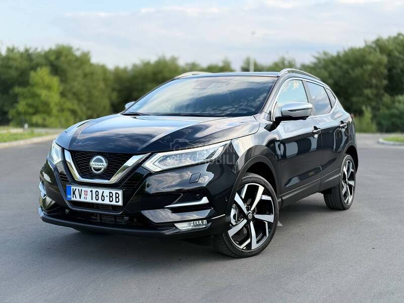 Nissan Qashqai TEKNA/ PANO/ AUTO