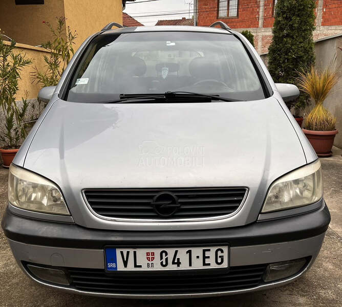 Opel Zafira 16v