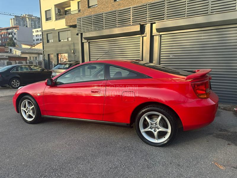 Toyota Celica 1.8 VVT-i CH