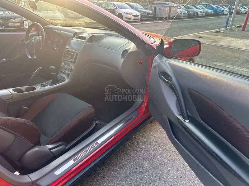 Toyota Celica 1.8 VVT-i CH