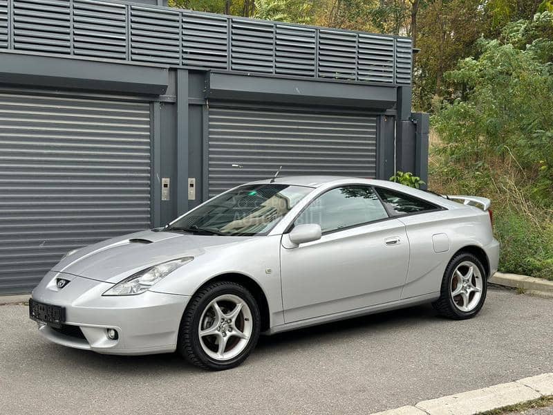 Toyota Celica 1.8 VVT-i CH