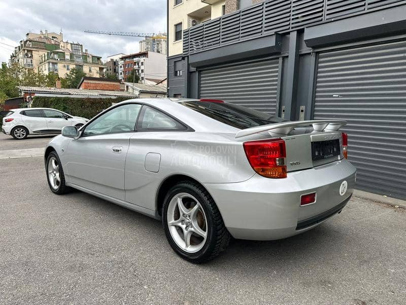 Toyota Celica 1.8 VVT-i CH
