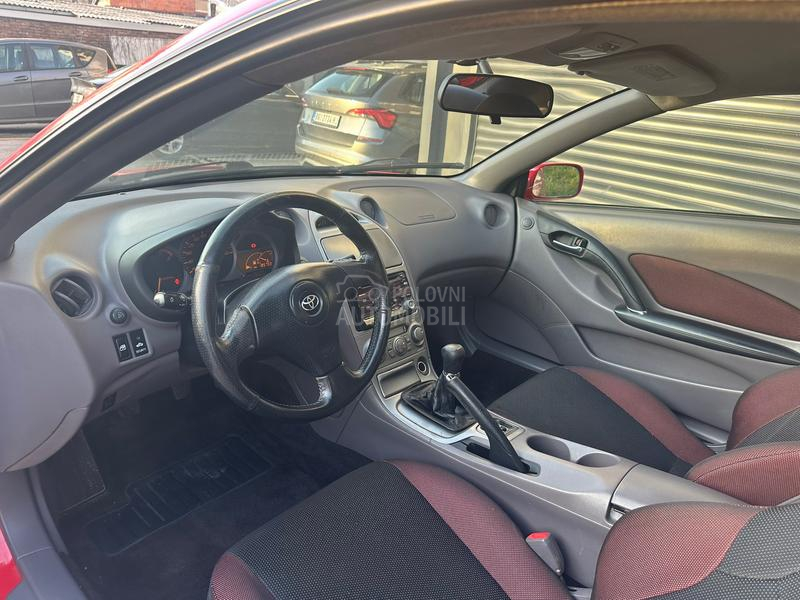 Toyota Celica 1.8 VVT-i CH