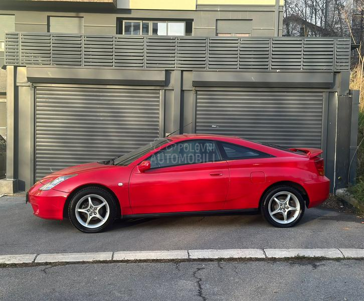 Toyota Celica 1.8 VVT-i CH