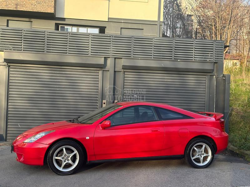 Toyota Celica 1.8 VVT-i CH