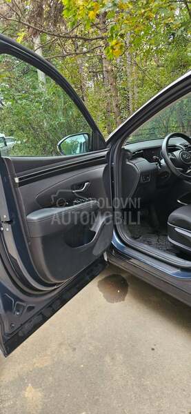 Hyundai Tucson 1.6 T GDI PREMIUM 2