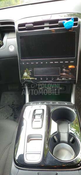 Hyundai Tucson 1.6 T GDI PREMIUM 2