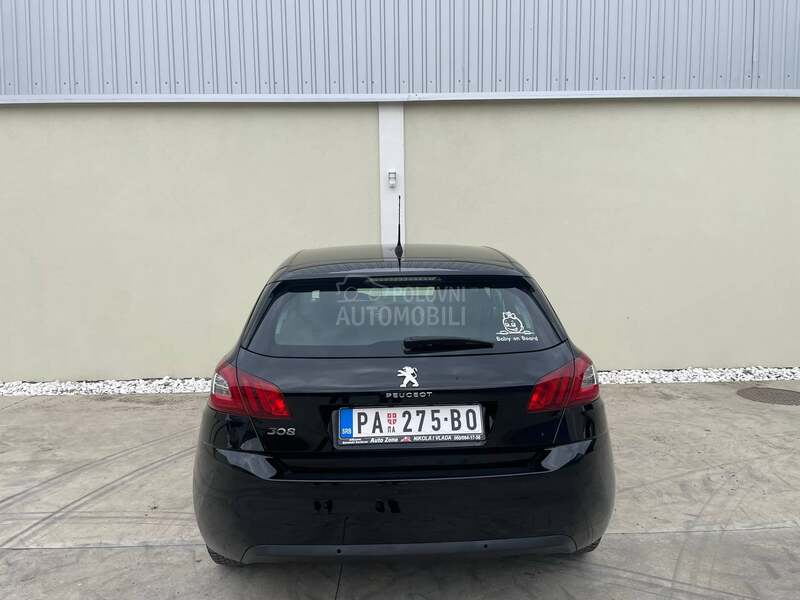 Peugeot 308 1.2i