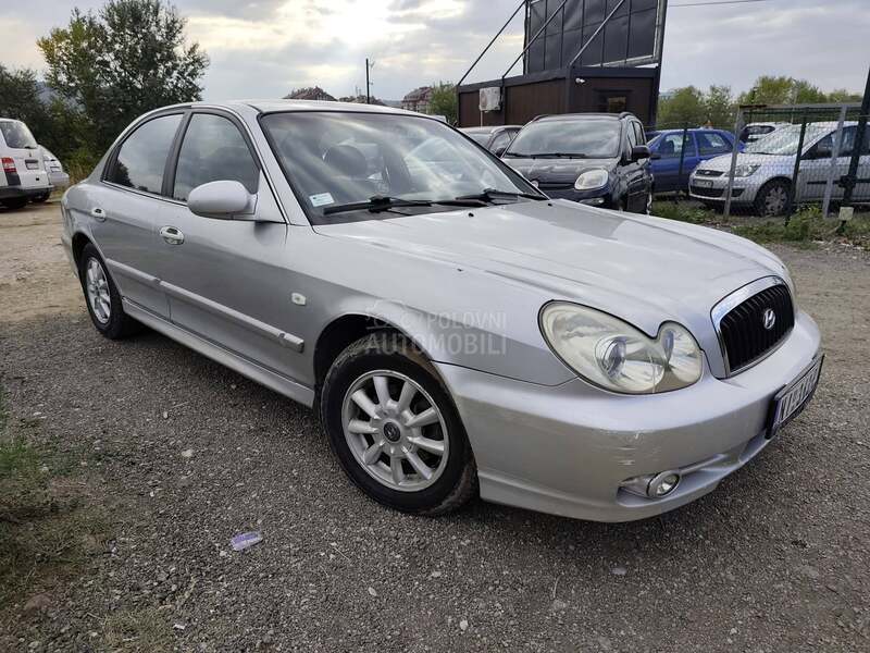 Hyundai Sonata 2.0i