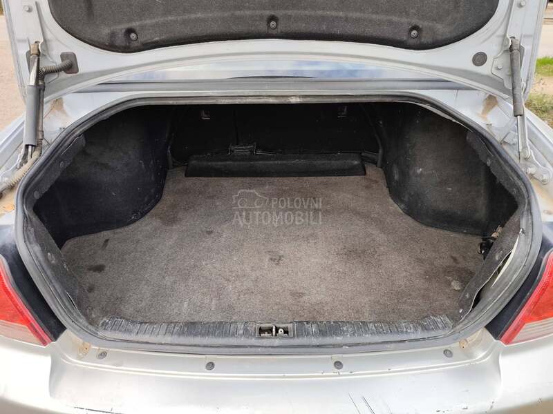 Hyundai Sonata 2.0i