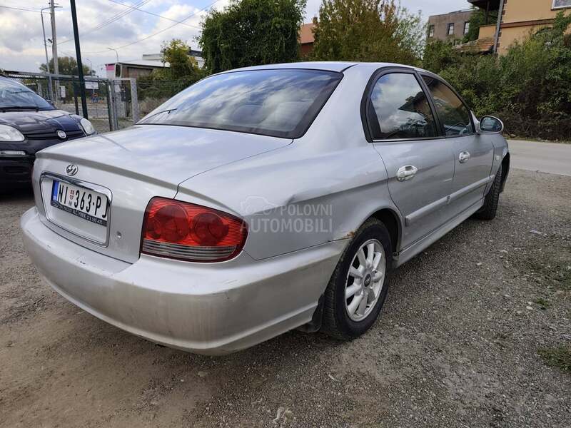 Hyundai Sonata 2.0i