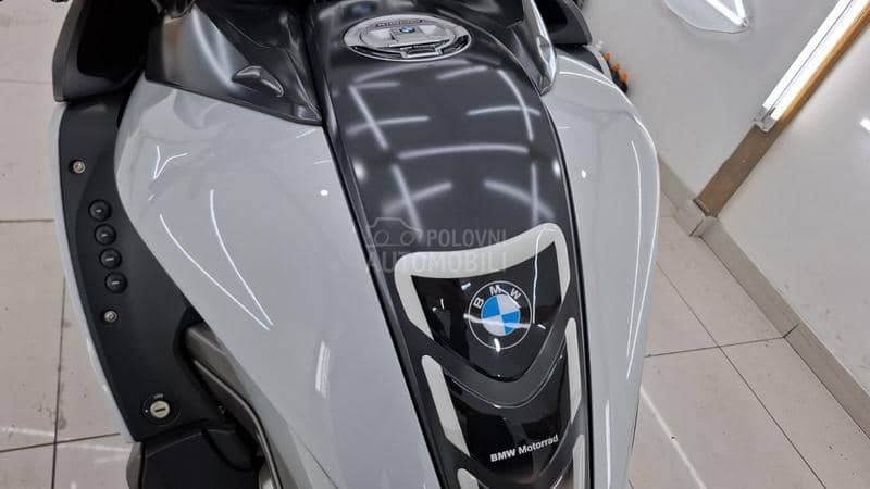 BMW K1600GT