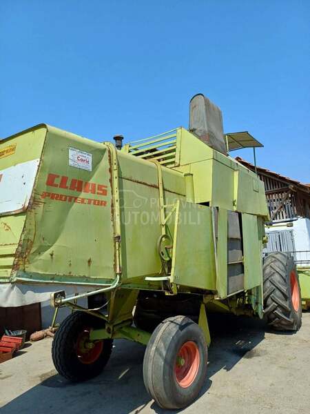 Claas protector