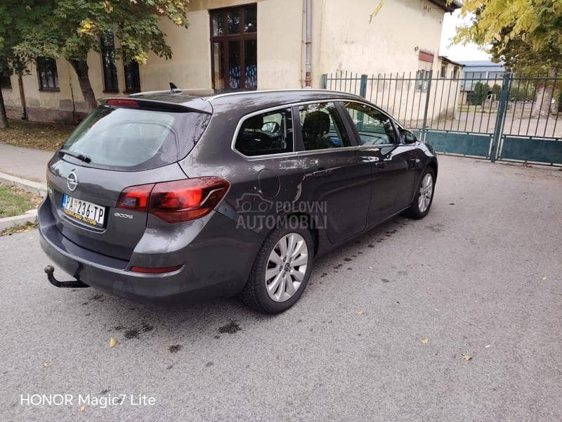 Opel Astra J 1.7 cdti