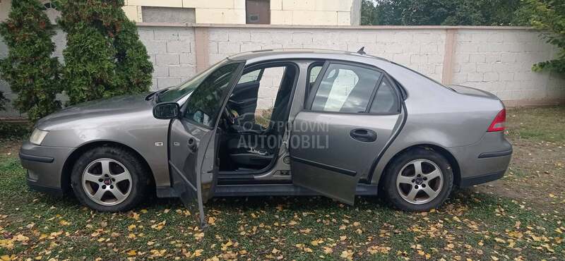 Saab 9-3 