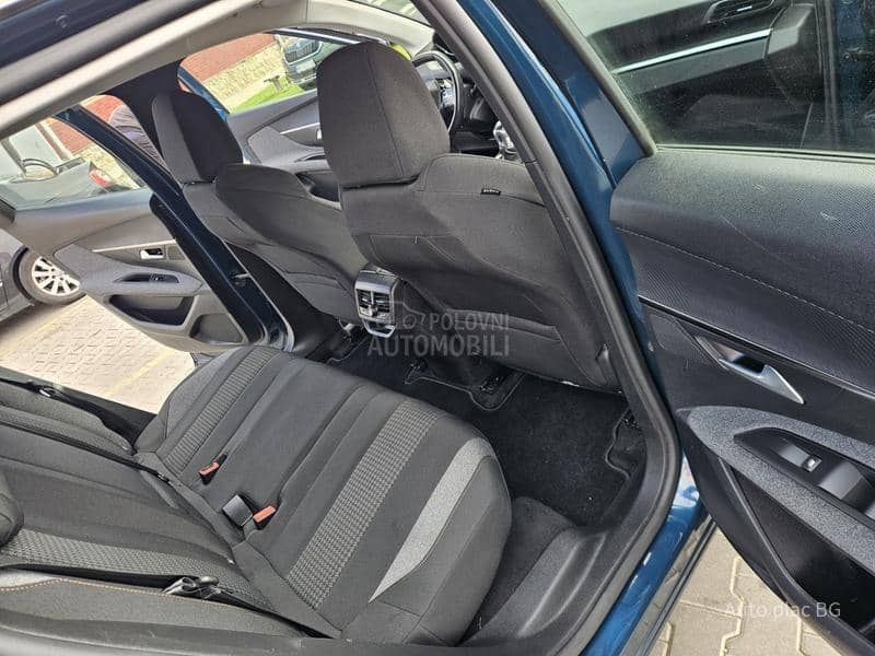 Peugeot 3008 1.5 BLUEHDI BUSINESS