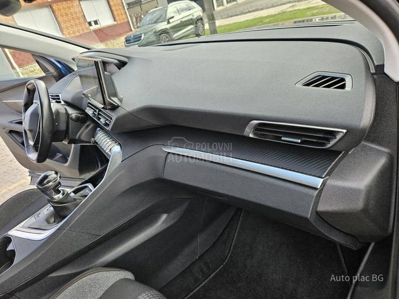 Peugeot 3008 1.5 BLUEHDI BUSINESS