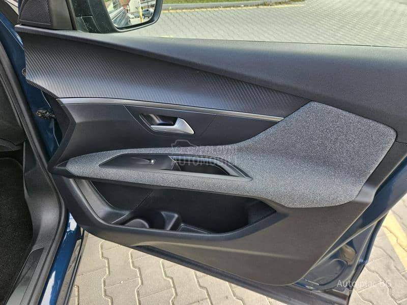 Peugeot 3008 1.5 BLUEHDI BUSINESS