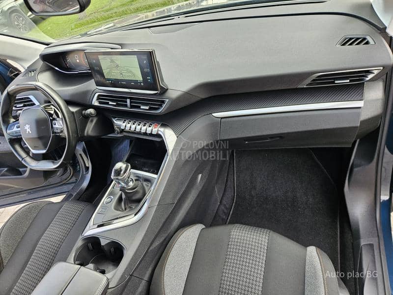 Peugeot 3008 1.5 BLUEHDI BUSINESS