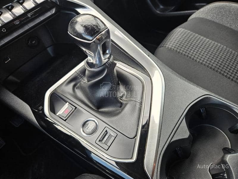 Peugeot 3008 1.5 BLUEHDI BUSINESS