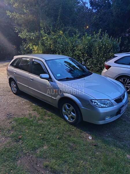 Mazda 323 NIJE NOV