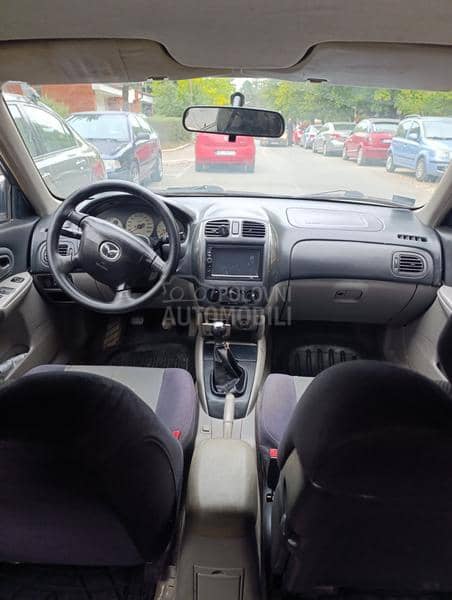 Mazda 323 