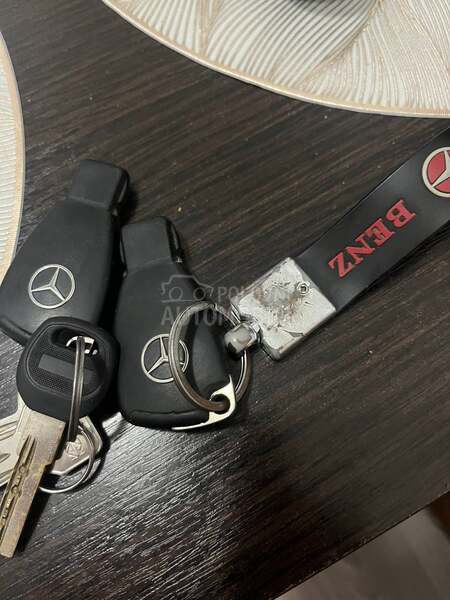 Mercedes Benz C 220 