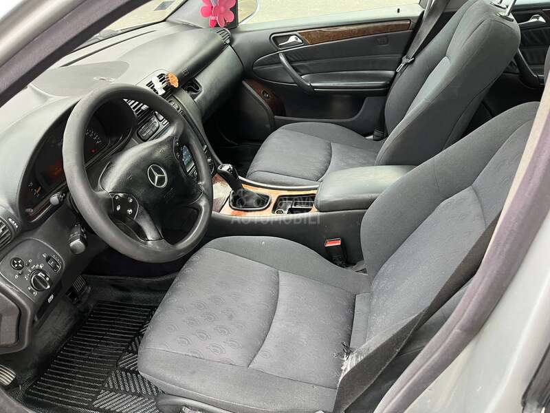 Mercedes Benz C 220 