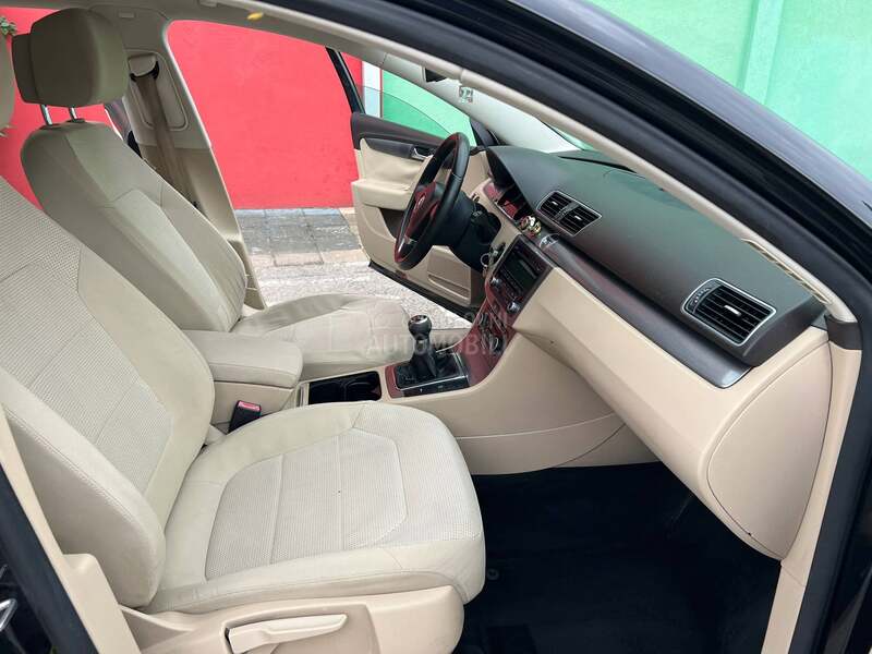Volkswagen Passat B7 2.0TDI BLUEMOTION