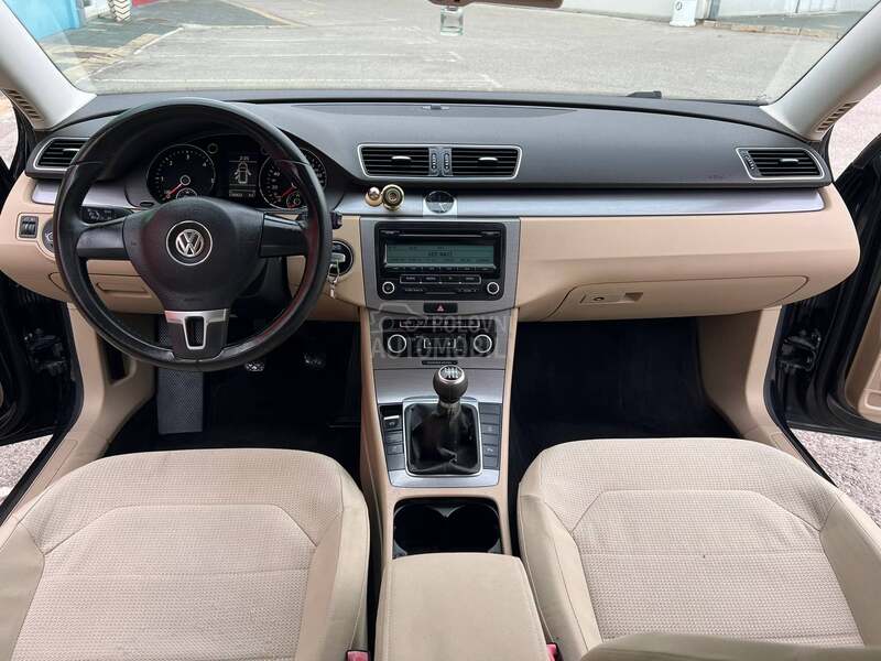 Volkswagen Passat B7 2.0TDI BLUEMOTION