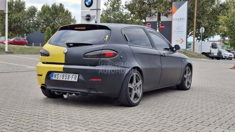 Alfa Romeo 147 