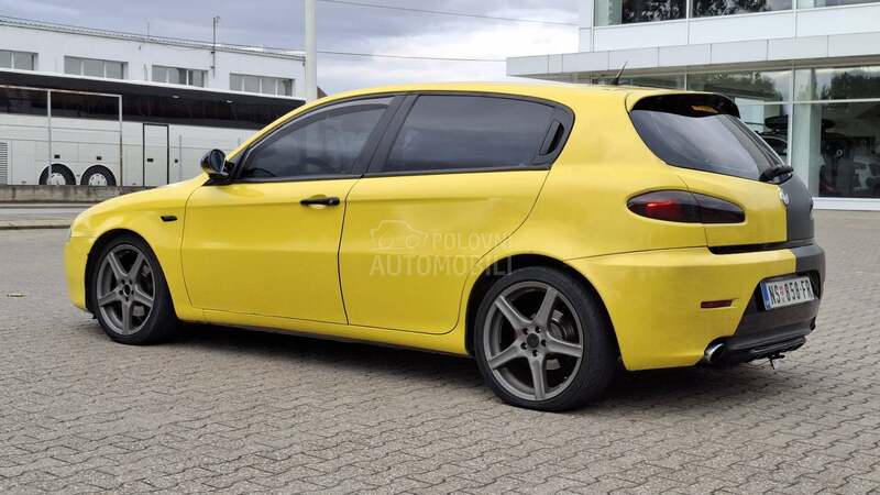 Alfa Romeo 147 