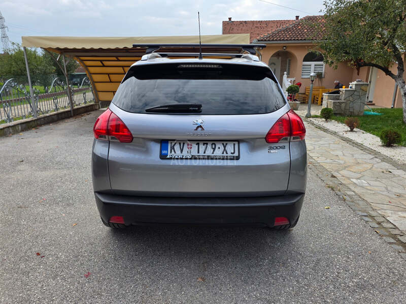 Peugeot 2008 1.2