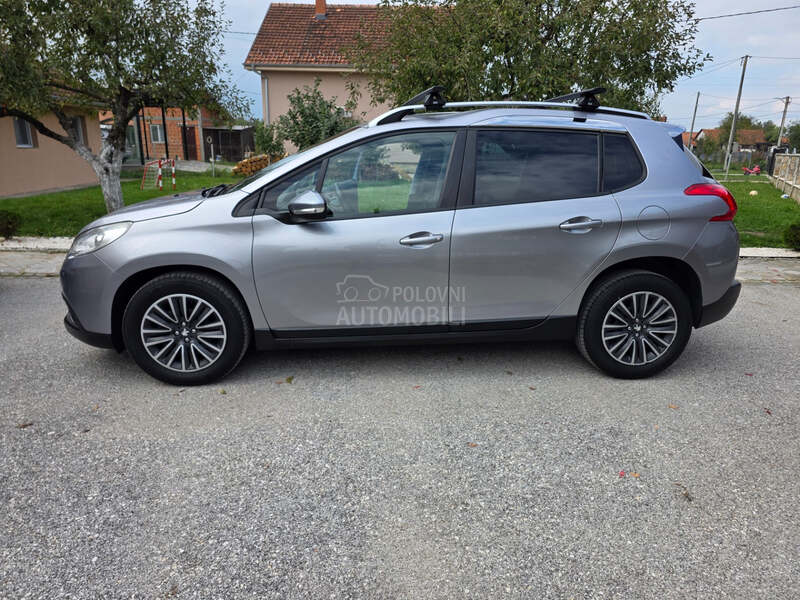 Peugeot 2008 1.2