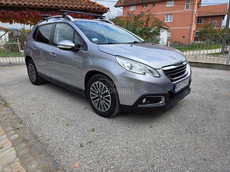 Peugeot 2008 1.2