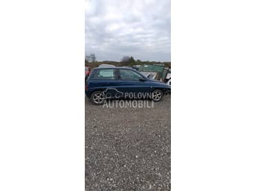 Lancia Ypsilon 2002. god. -  kompletan auto u delovima